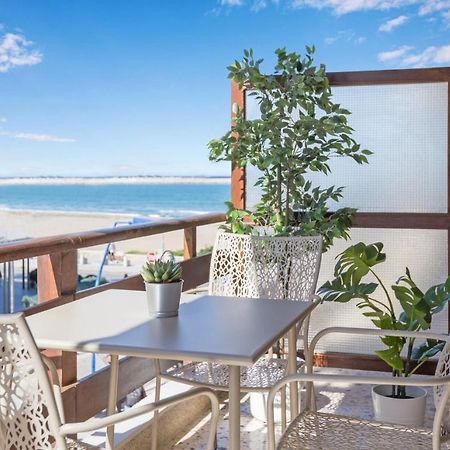 Effie'S Cozy Beach Front Apartment Rethymno  Bagian luar foto