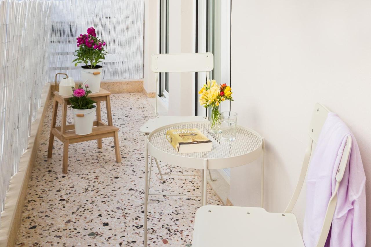 Effie'S Cozy Beach Front Apartment Rethymno  Bagian luar foto