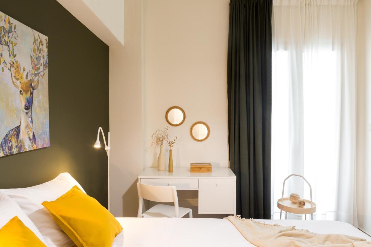 Effie'S Cozy Beach Front Apartment Rethymno  Bagian luar foto