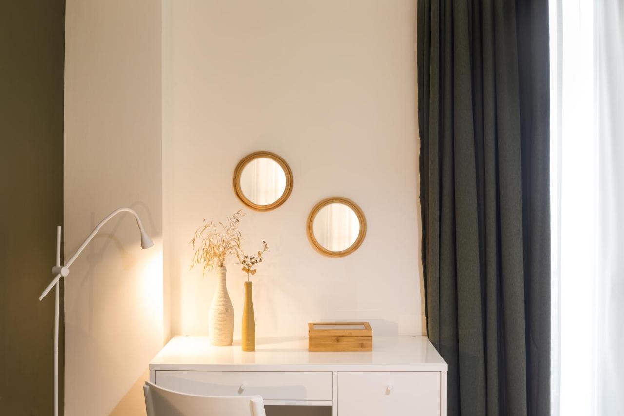 Effie'S Cozy Beach Front Apartment Rethymno  Bagian luar foto